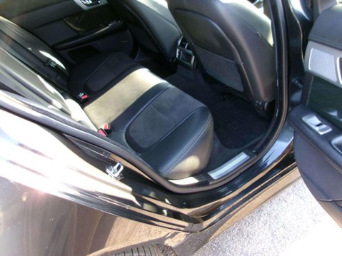 Jaguar XF 2.2d R-Sport Sportbrake Auto Euro 5 (s/s) 5dr 5