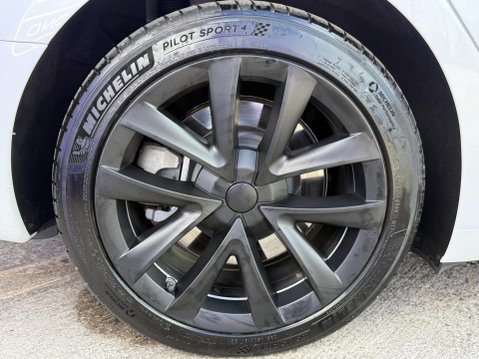 Tesla Model 3 (Dual Motor) Long Range Saloon 4dr Electric Auto 4WDE (346 ps) 15