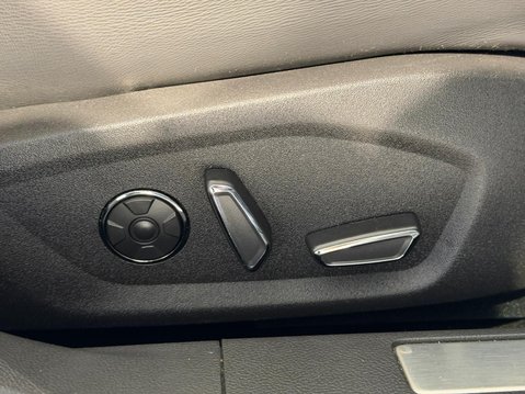 Ford Mondeo 2.0 TDCi Vignale Powershift Euro 6 (s/s) 5dr 12