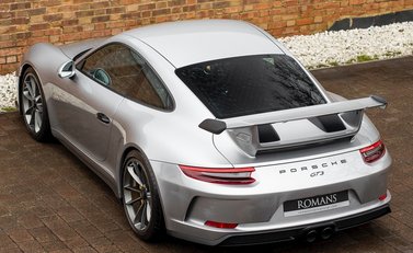 Porsche 911 (991.2) GT3 9