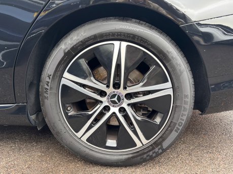 Mercedes-Benz C Class 2.0 C220d Sport (Premium Plus) Saloon 4dr Diesel G-Tronic+ Euro 6 (194ps) 8