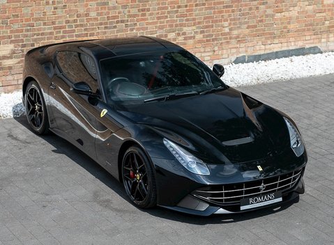 Ferrari F12 Berlinetta 8