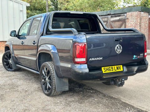 Volkswagen Amarok 3.0 TDI V6 Black Edition Auto 4Motion Euro 6 (s/s) 4dr 16