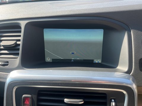 Volvo V60 2.0 D4 R-Design Nav Euro 6 (s/s) 5dr 5