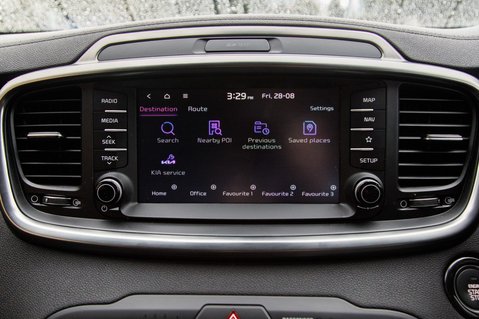 Kia Sorento CRDI GT-LINE ISG 19