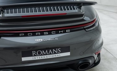 Porsche 911 Turbo S (992) 32