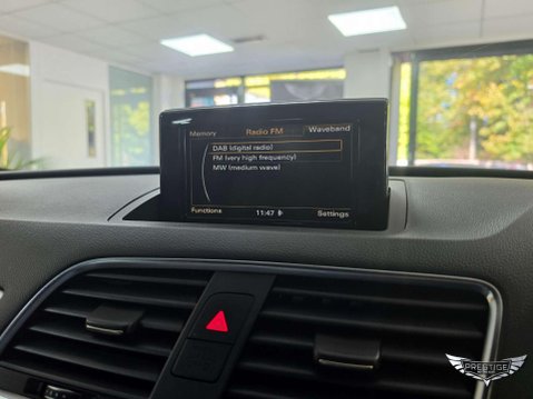 Audi Q3 1.4 TFSI CoD S line Edition Euro 6 (s/s) 5dr 38