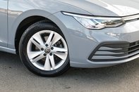 Volkswagen Golf LIFE TSI 11