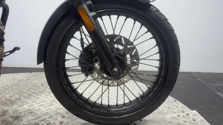 Sinnis Outlaw 2022 PROJECT CRUISER BIKE GOOD RUNNING LEARNER BIKE 125CC 17
