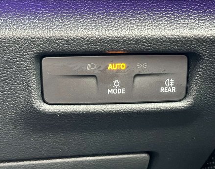 Volkswagen Tiguan 1.5 Tiguan Life TSi PHEV Semi-Auto 5dr 68