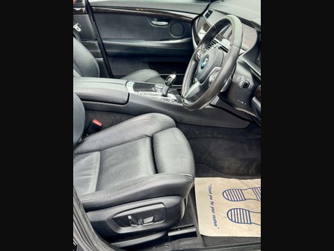 BMW 5 Series 2.0 520d M Sport Auto 5dr 8