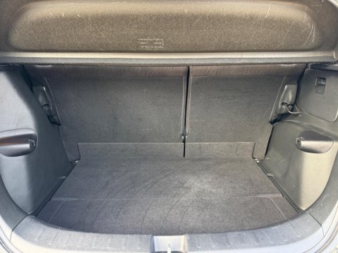 Honda Jazz 1.4 i-VTEC ES CVT Euro 5 5dr 32