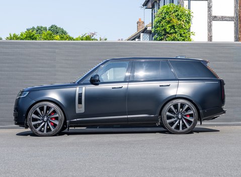 Land Rover Range Rover P530 SV 3