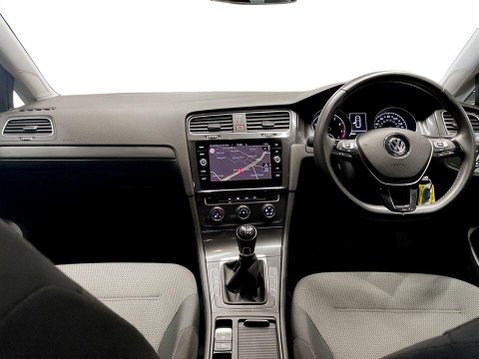 Volkswagen Golf 1.0 TSI Match Estate 5dr Petrol Manual Euro 6 (s/s) (115 ps) Alloys 19