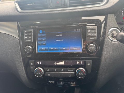 Nissan Qashqai 1.5 dCi N-Connecta Euro 6 (s/s) 5dr 11