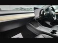 Tesla Model Y LONG RANGE AWD 10