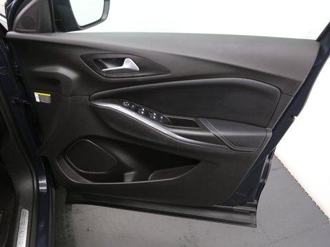 Vauxhall Grandland X 1.2 Turbo Sport Nav Euro 6 (s/s) 5dr 20