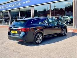 Toyota Avensis 1.8 Avensis Excel Valvematic CVT 5dr 8