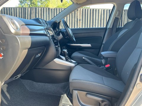 Suzuki Vitara SZ-T 3