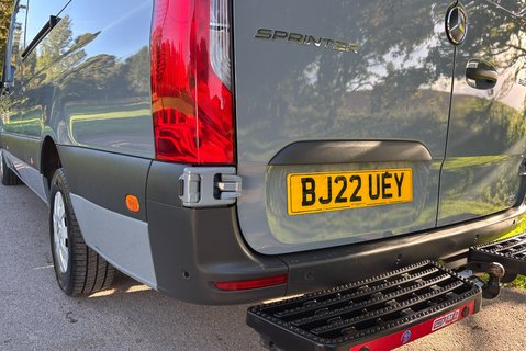 Mercedes-Benz Sprinter 319 Cdi Premium - with In-Built Bed + Diesel Heater 30