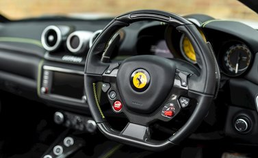 Ferrari California T 13
