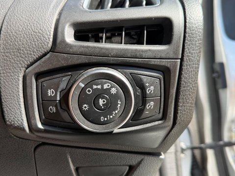 Ford Focus 1.5 TDCi Titanium Euro 6 (s/s) 5dr 15