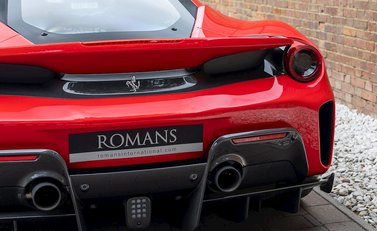 Ferrari 488 Pista 26