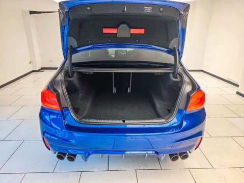 BMW M5 4.4 M5 Auto 4WD 4dr 18