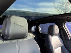 Jaguar F-Pace 2.0 D200 MHEV R-Dynamic Black SUV 5dr Diesel Auto AWD Euro 6 (s/s) (204 ps) 51