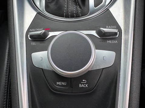 Audi TT 2.0 TFSI S line S Tronic quattro Euro 6 (s/s) 3dr 25
