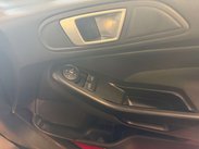 Ford Fiesta 1.0T EcoBoost Zetec S Hatchback 3dr Petrol Manual Euro 5 (s/s) (125 ps) 31
