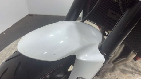 Yamaha FZ1 FAZER 2011 ONLY 19K VERY CLEAN 1000CC NAKED MOT SERVICED 41