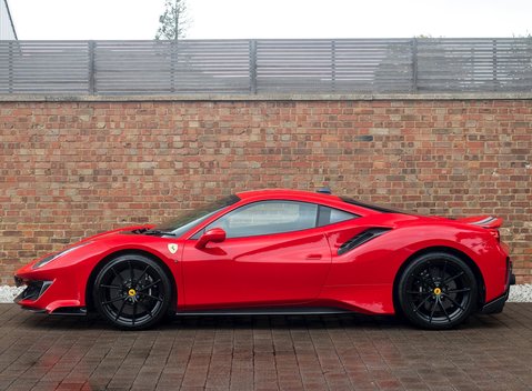 Ferrari 488 Pista 2