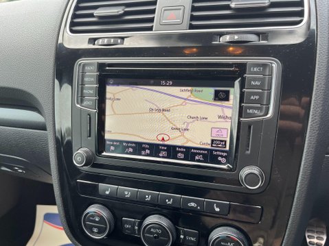 Volkswagen Scirocco 2.0 TDI R-Line Euro 6 (s/s) 3dr 4