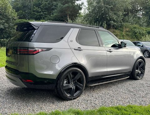 Land Rover Discovery 3.0 Discovery Dynamic HSE D MHEV Automatic 4WD 5dr 5