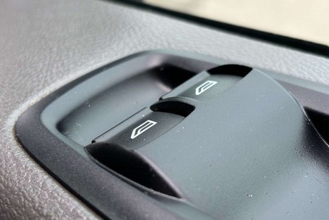 Ford Transit 350 L2 H2 Trend 130 ps Panel Van - Sat Nav 36