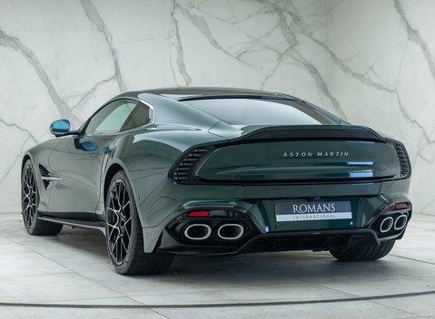 Aston Martin Vanquish V12 10