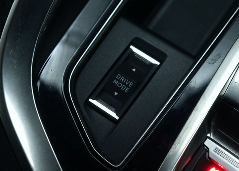 Peugeot 5008 1.6 PureTech GT SUV 5dr Petrol EAT Euro 6 (s/s) (180 ps) 29