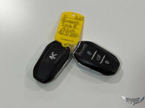 Peugeot 3008 1.6 13.2kWh Allure Premium e-EAT Euro 6 (s/s) 5dr 100