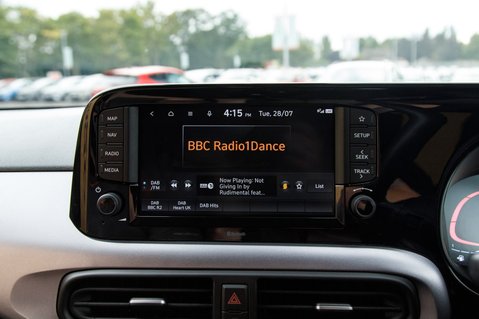 Hyundai i10 PREMIUM 26