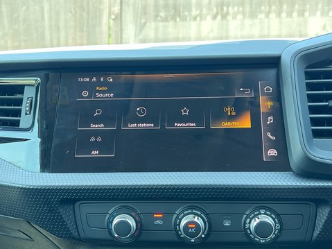 Audi A1 SPORTBACK TFSI TECHNIK 25