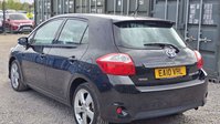 Toyota Auris 1.8 VVT-h T Spirit Hatchback 5dr Petrol Hybrid CVT Euro 5 (s/s) (136 ps) 4