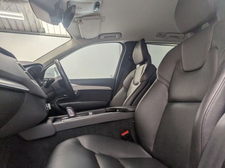Volvo XC90 2.0 XC90 B5 MHEV AWD Auto 4WD 5dr 38