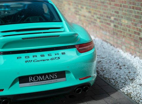 Porsche 911 (991) Carrera GTS 24