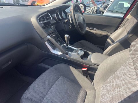 Peugeot 3008 1.6 3008 Active e-HDi Semi-Auto 5dr 32