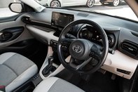 Toyota Yaris EXCEL FHEV 4