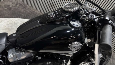 Harley-Davidson Softail 1690 FLS SLIM 2016 ONLY 9K 1 GENUINE OWNER STUNNING CRUISER 36