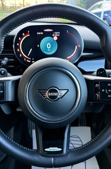Mini Hatch JOHN COOPER WORKS - NANUQ WHITE - MINI SERVICE HISTORY 