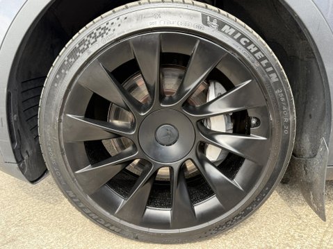 Tesla Model Y (Dual Motor) Long Range SUV 5dr Electric Auto 4WDE (384 bhp) 18