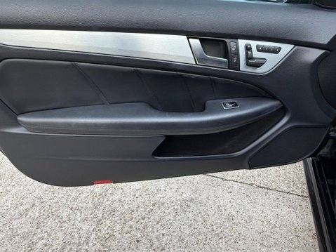 Mercedes-Benz C Class 6.3 C63 V8 AMG Edition 125 SpdS MCT Euro 5 2dr 12